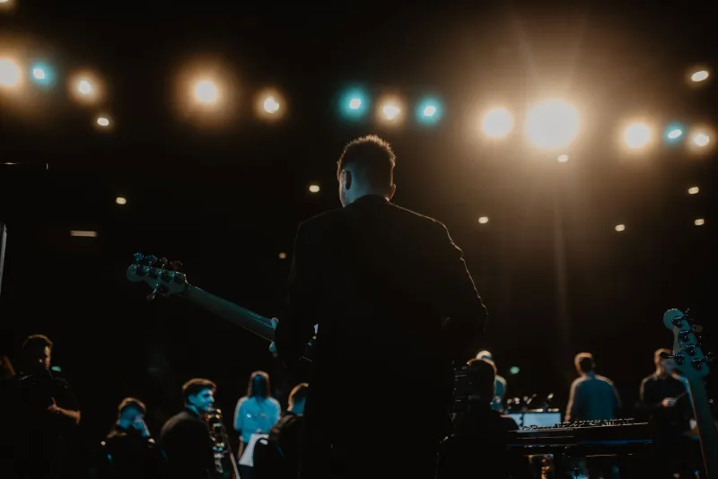 When Your Brain Betrays the Music: The Real Science Behind Stage Fright (And What Actually Works)